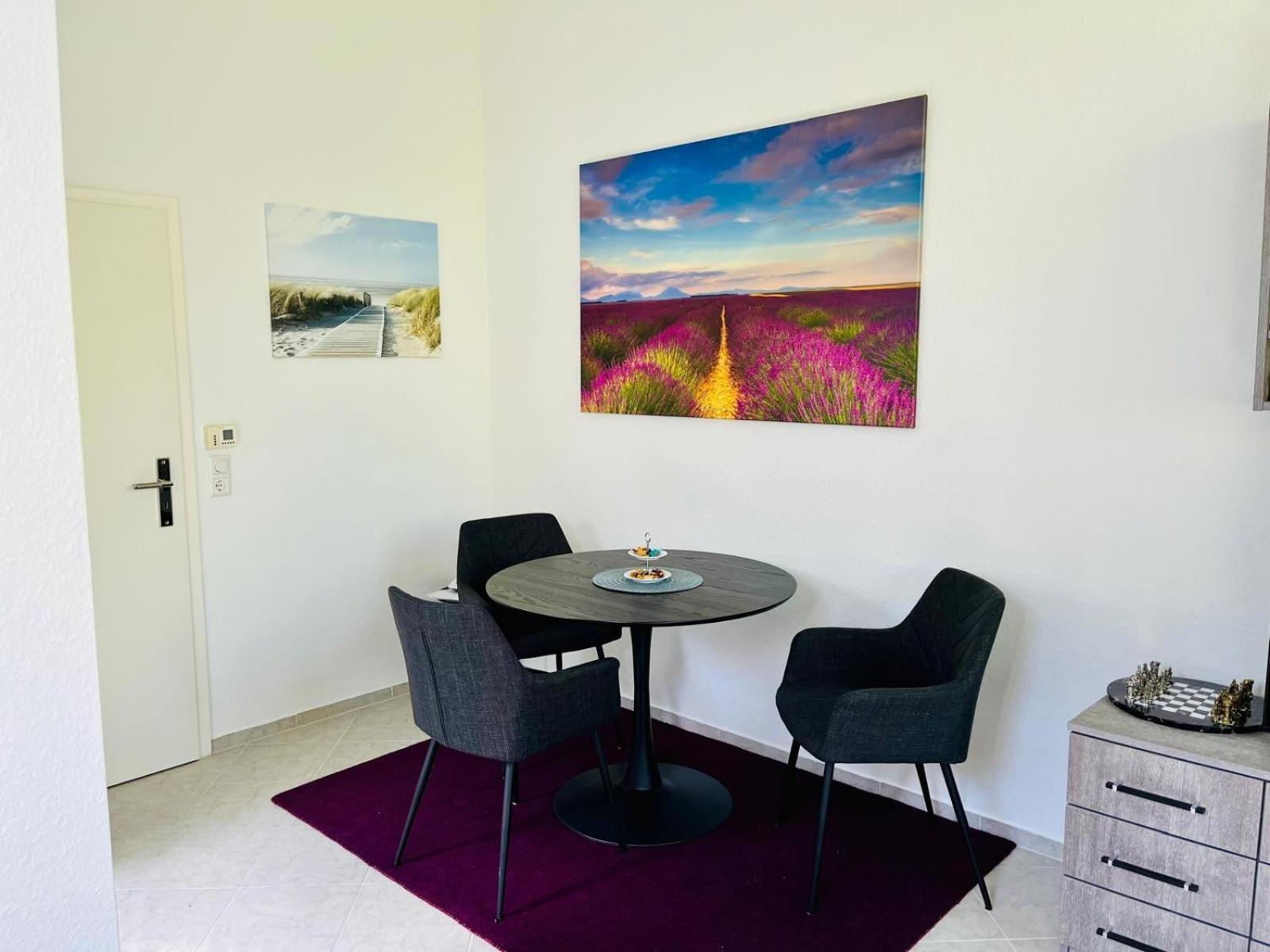 Zentrale Ferienwohnung Am Buhlschen Park In ダイデスハイム エクステリア 写真